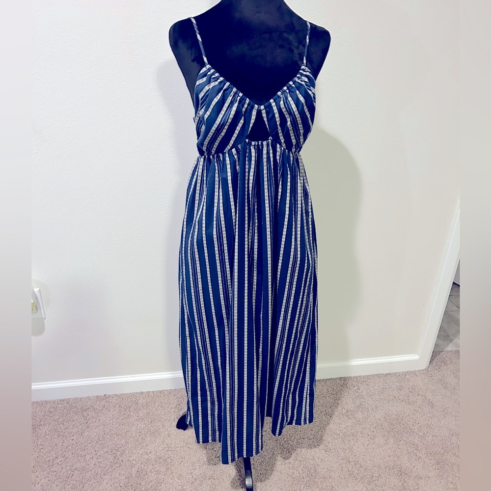 Treasure and Bond Cute CUT-OUT striped dress Size XS